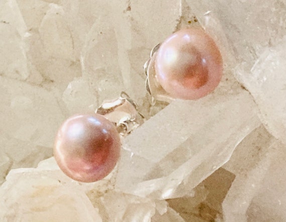 Sterling & pink cultured button pearl earrings. 7… - image 1
