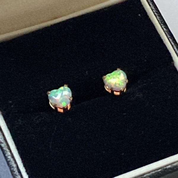 Vintage 10k white fire opal heart earrings in solid 10k gold.