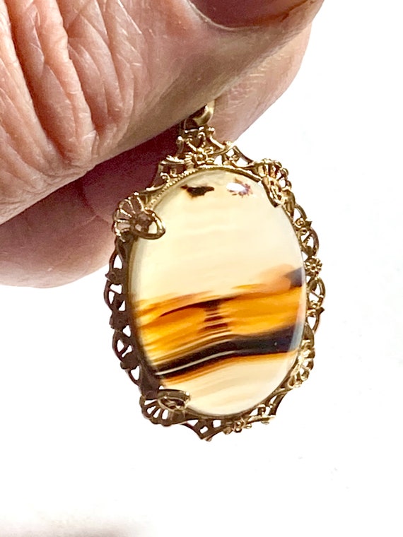 Antique “rose” gold agate filigree pendant. 12k ro