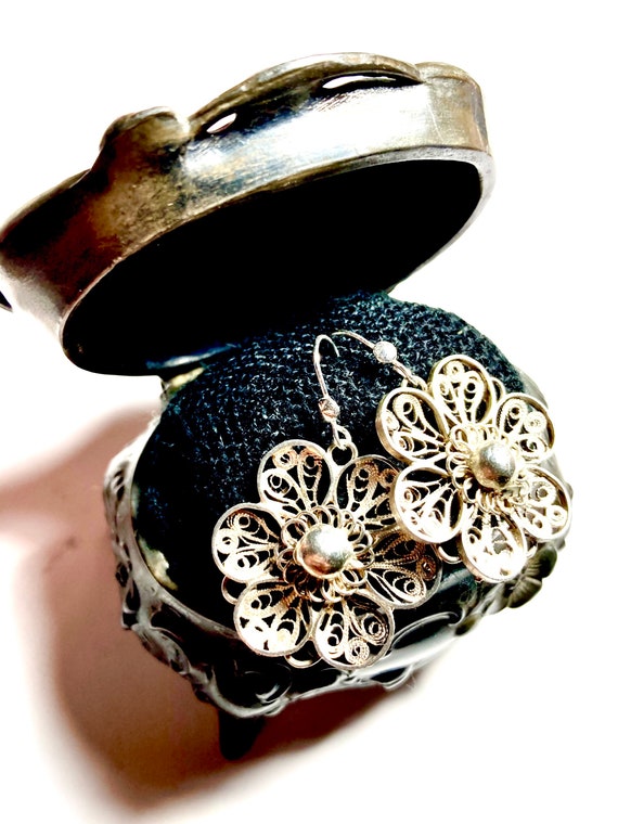 Small Flower Filigree Earring Silver Small Flower Filigree Earring Silver