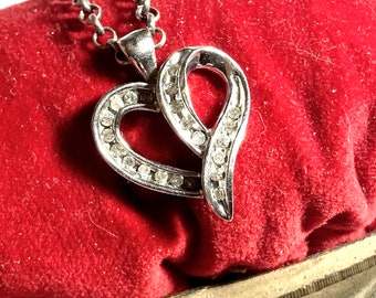 10k diamond heart pendant in 10k solid white gold.