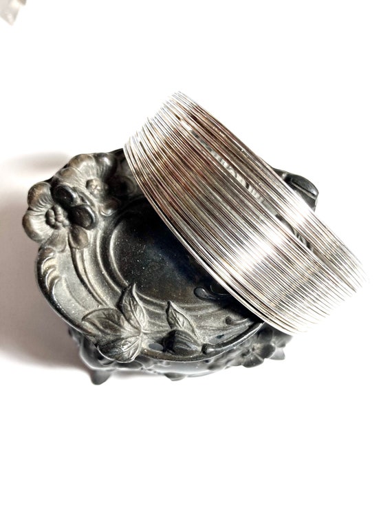 Vintage solid sterling silver wire cuff bracelet. - image 8