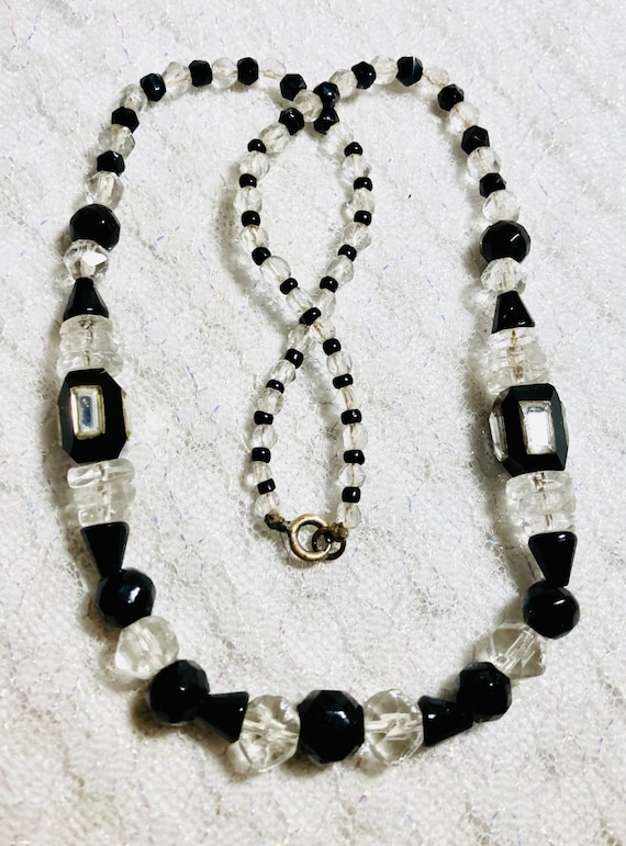 Art deco vauxhall glass necklace. Black mirrored b