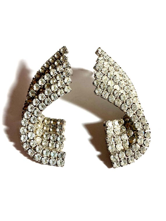 Boucles d'oreilles vintage des années 40 en verre de sucre, doubles gouttes, blanc dépoli, art déco - France