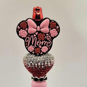 Beau stylo à bille blingy fait main pour la fête des mères.