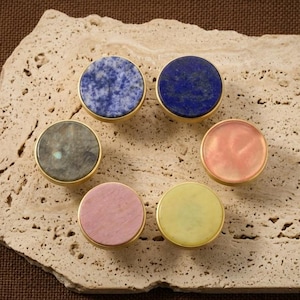 Tiradores de cristal natural para armarios y cómodas, base de latón, pomo de armario grabado a medida, tiradores de armario y cocina, pomos de cajón para habitación infantil.