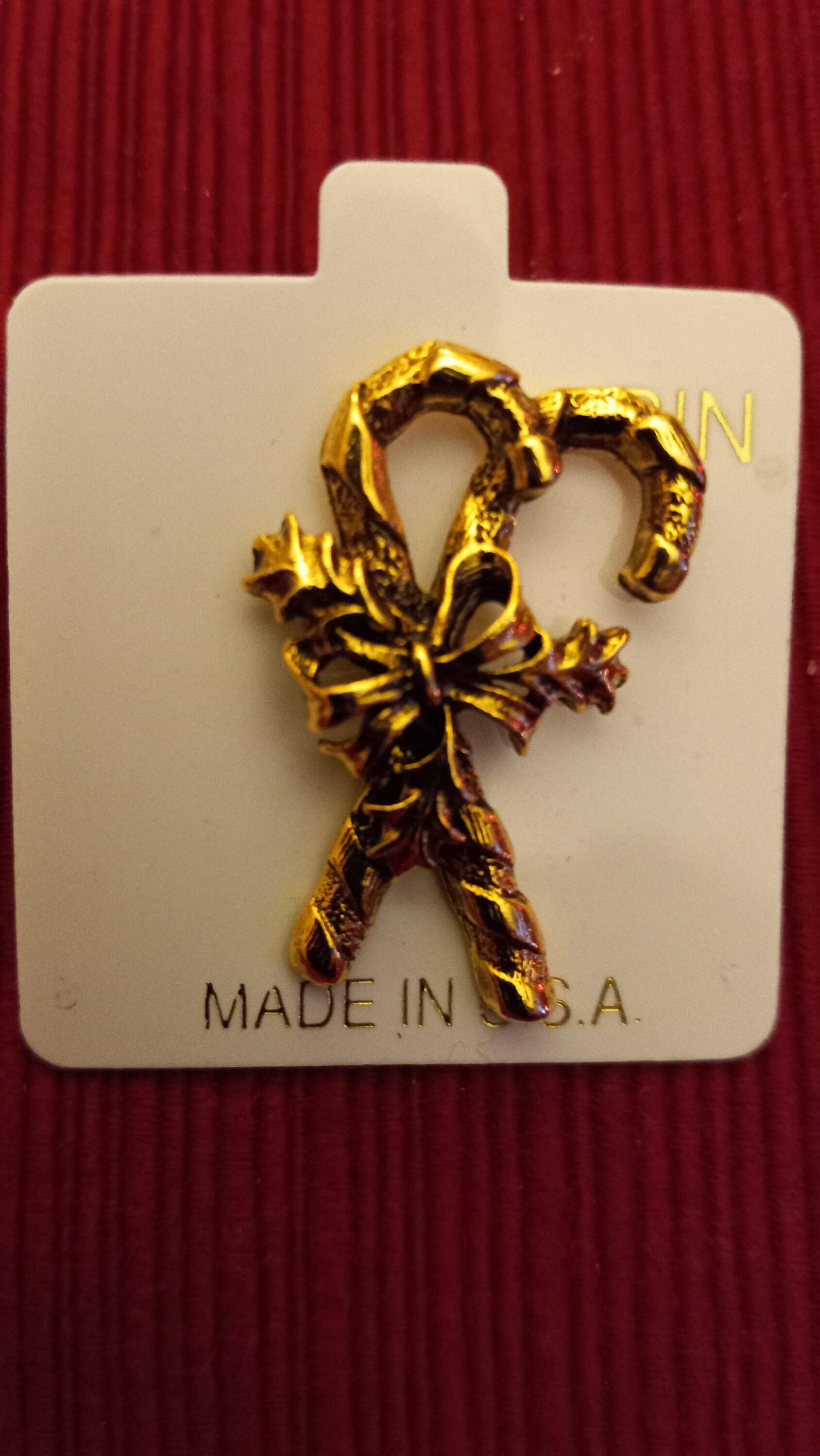 Christmas Pins/ Brooches/lapel Pins/tie Tacks Rudolph, Tree, Candy Cane