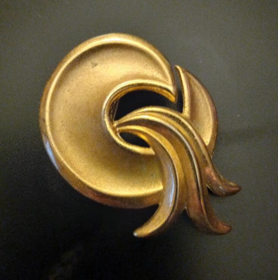 RARE Vintage Trifari Brooch Gold Toned Signed Etsy