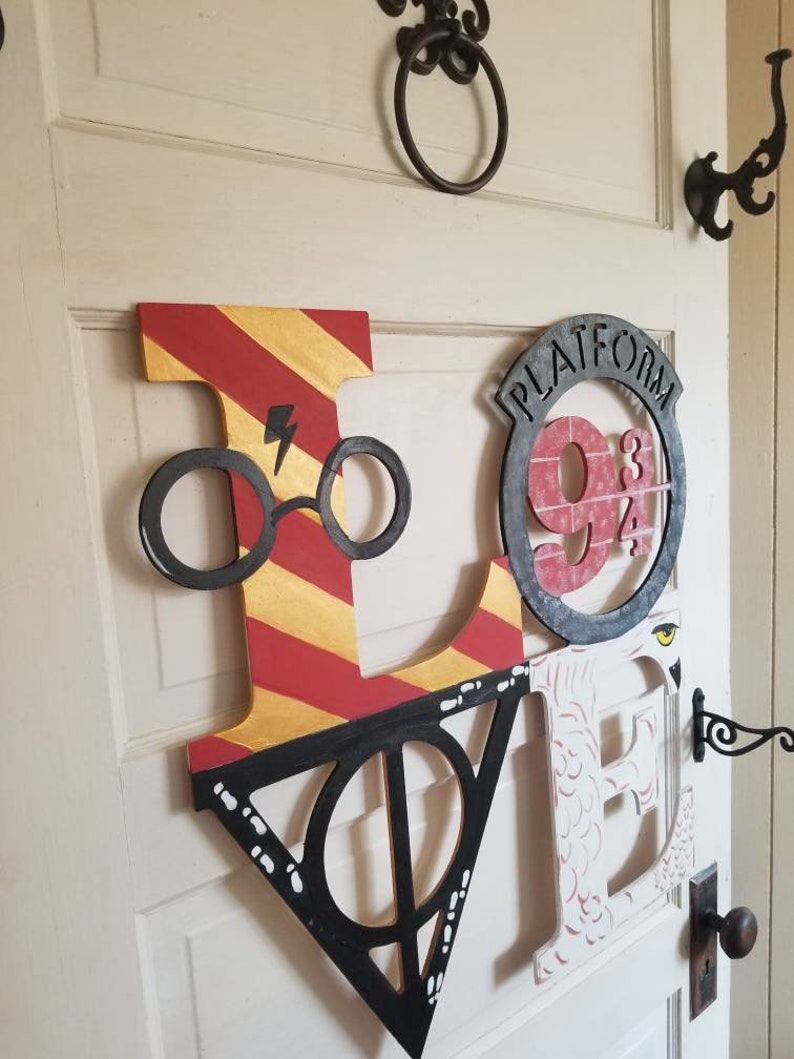Harry Potter inspired wooden wall/door hanger art | Etsy