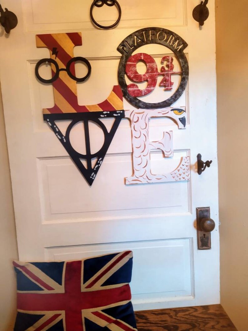 Harry Potter inspired wooden wall/door hanger art | Etsy