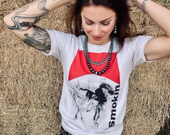 Western Grafik T-Shirt, Ranch Grafik, Cowgirl Shirt, Rodeo T-Shirt, Cowboy T-Shirt, Pro Rodeo, Cowboy Grafik