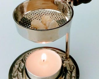Brass Resin Incense Burner for Home Meditation Yoga Tea Light Candle Burner for Spa Decor Silver Aromatherapy Incense Holder for Bakhoor