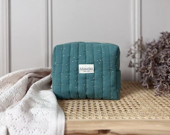 EUCALYPTUS GREEN quilted double gauze toiletry bag