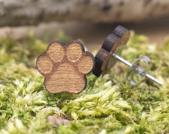 Ohrstecker aus Holz mit Hundepfote