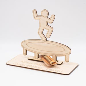 Geldgeschenk Trampolin - aus Holz personalisiert
