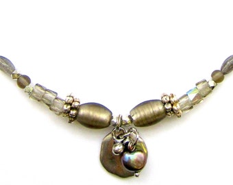 Fiva Necklace Khaki Grey Silver