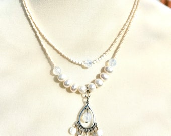 Fiva Necklace Cream White Mother of Pearl