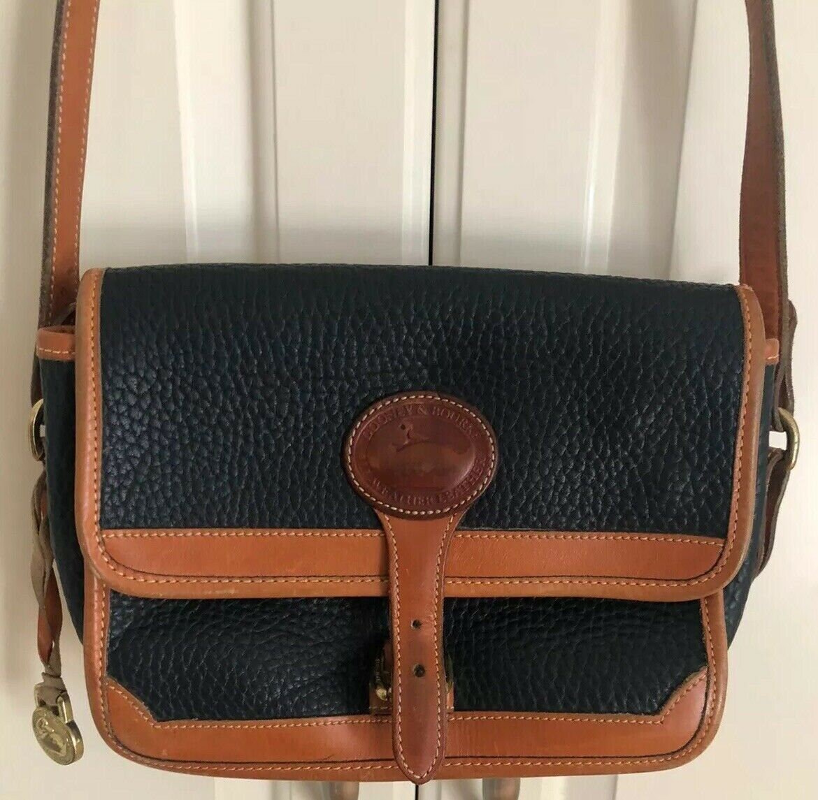 Navy blue dooney and hotsell bourke handbags
