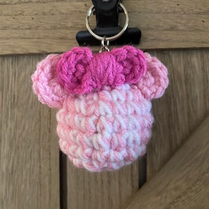 Breast Cancer Awareness Minnie mouse Keychain