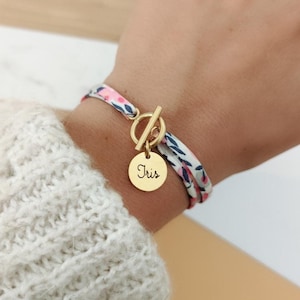 Pulsera de cordón Liberty personalizada con dijes grabables y cierre • Pulsera con nombre, regalo para bebé, regalo para ella