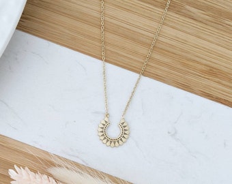 Collier Philippine - Collier en acier doré avec pendentif rond pour femme