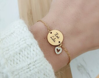 Bracelet avec médaille à graver avec chaîne en acier inoxydable doré • Bracelet personnalisé, Cadeau naissance, Cadeau maman, Saint Valentin