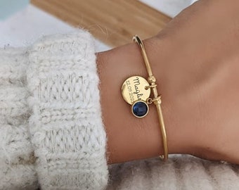 Armreif mit gravierbaren Medaillons aus Edelstahl und Geburtsstein • Personalisiertes Armband, Geschenk zur Babyparty, Muttertagsgeschenk