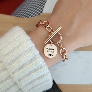 Bracelet avec médaille à graver avec chaîne à grosses mailles Bracelet personnalisé, Cadeau naissance, Cadeau maman, Saint Valentin, Noël image 1