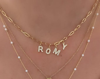 Collier à maillons personnalisé avec lettres zircon pour composer un prénom • Collier prénom, Cadeau naissance, collier maman ou naissance