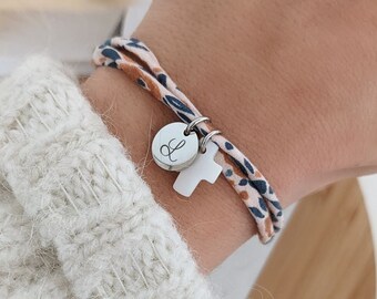 Bracelet cordon liberty personnalisé avec croix et médailles gravées en argent - Bracelet prénom, cadeau de confirmation, communion, baptême