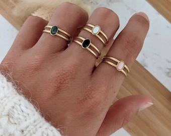 Bague Ostine • Bague ajustable fine et dorée avec pierre en acier inoxydable pour femme