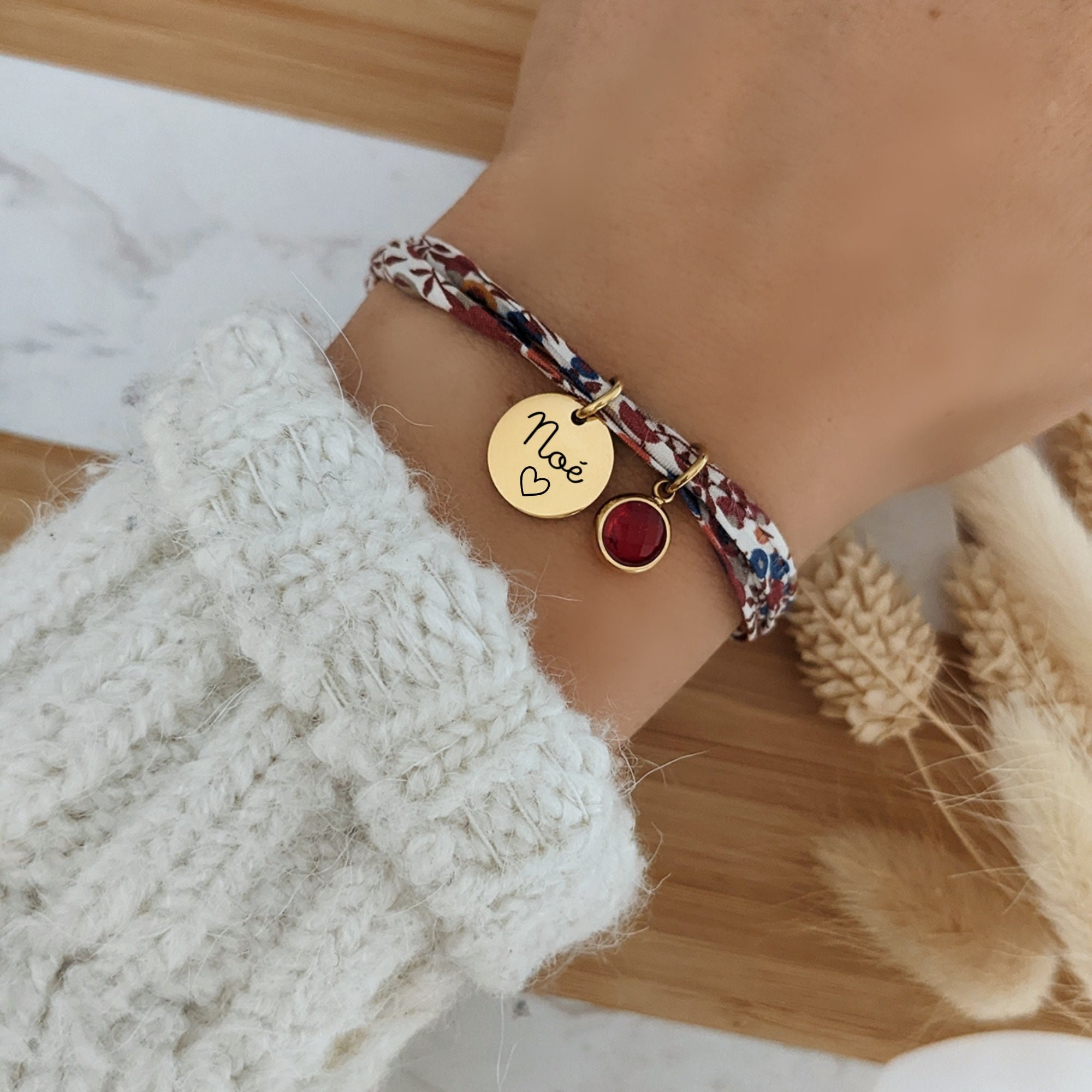 Bracelet à graver avec fleur de naissance – Bliche