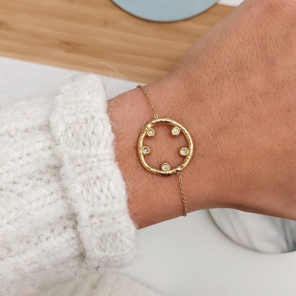 Bracelet Hermine • Bracelet en chaîne avec un rond orné de zircon en acier inoxydable pour femme