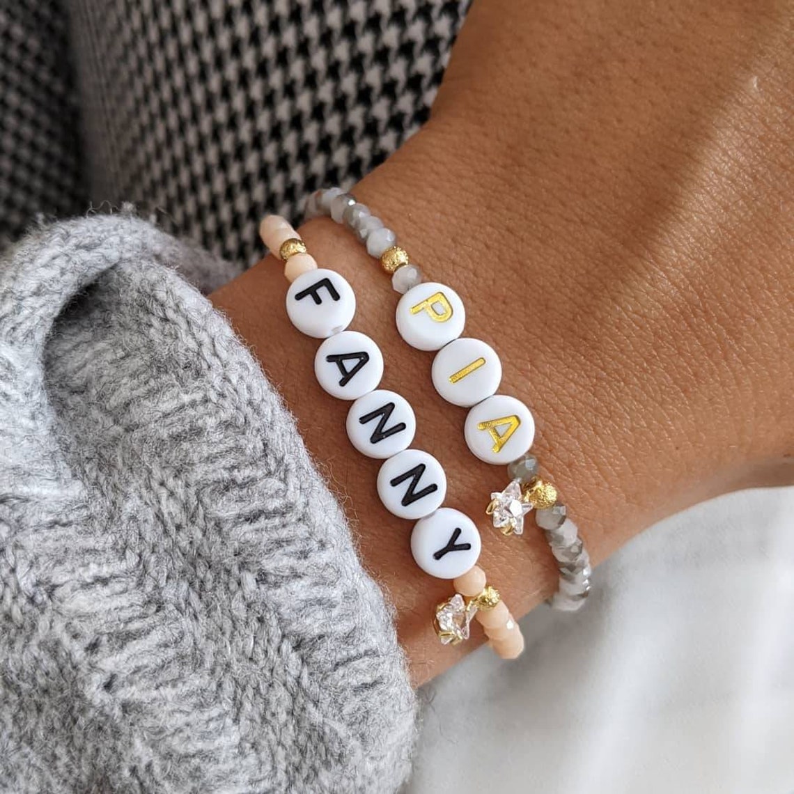 Bracelet personnalisable avec lettres alphabet et petites Etsy