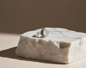 925 sterlingzilveren maansteenring, boho-edelsteensieraden, flexibel formaat