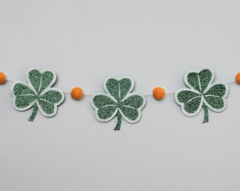 St. Patrick's Day Garland - glitter shamrock garland - Shamrock Banner - Clover Garland - green & white mantle garland - St Patrick's banner