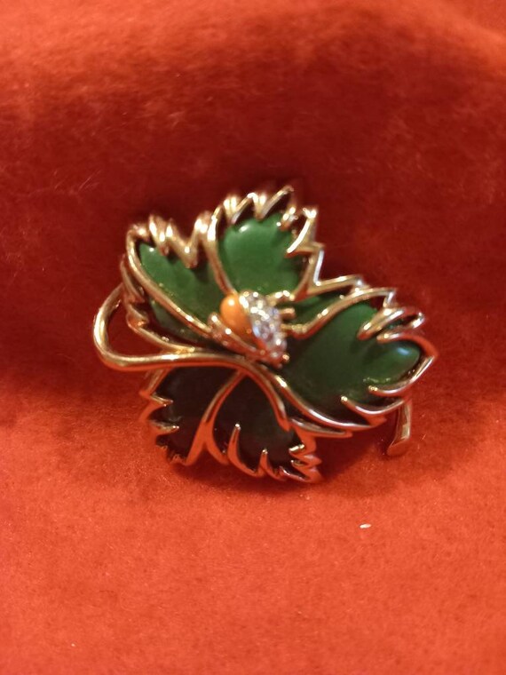 Beautiful Emerald Green Enamel goldtone Leaf and … - image 8