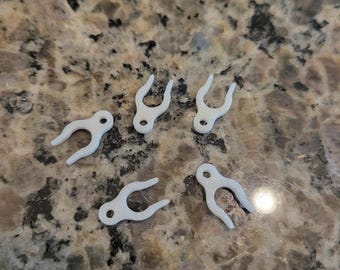 5 Pack Of Vertical Blind Carrier C Clips 3D Printed