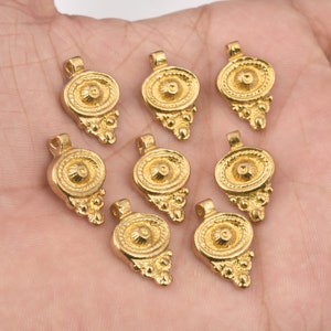 20mm - 8pcs Raw Brass Charms, Boho Brass Pendants, Boho Pendants , Handmade, Charms For Macrame, Charms For Jewelry Making