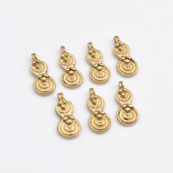 19mm - 15pcs Charmes en laiton brut, Pendentifs en laiton tribal en spirale, Charmes ethniques, Pendentifs Boho pour la fabrication de bijoux et micro macramé