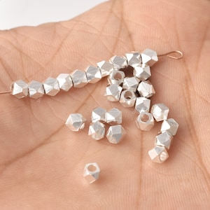 4 mm -37 perles intercalaires en argent à facettes, petites perles plaquées argent