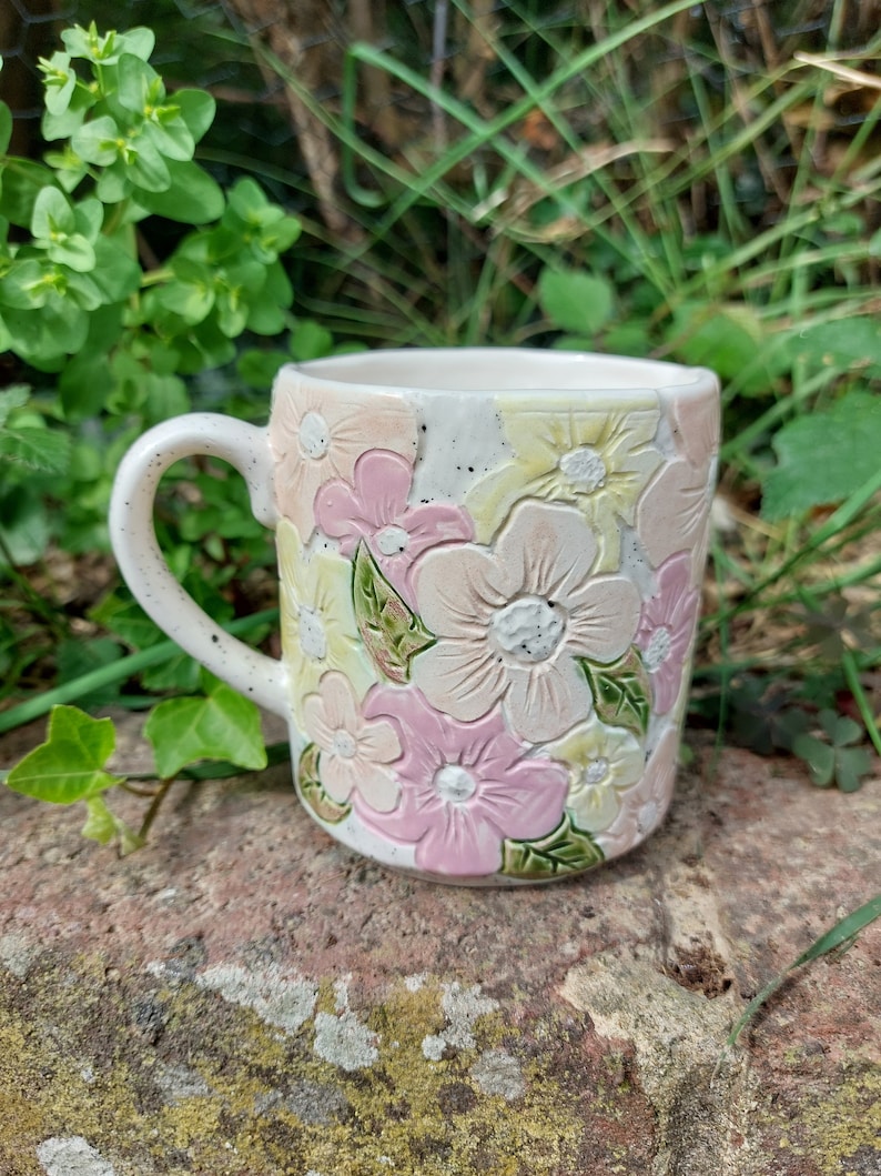 Ceramic Handmade Flower Mug SummerPinkRound