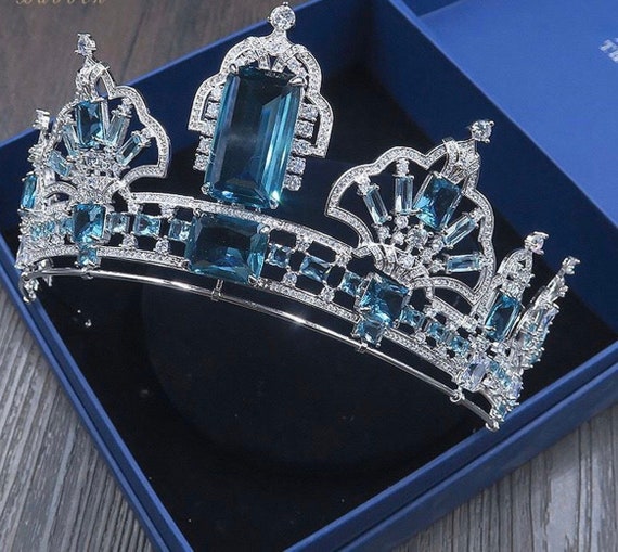 Blue topaz tiara deals