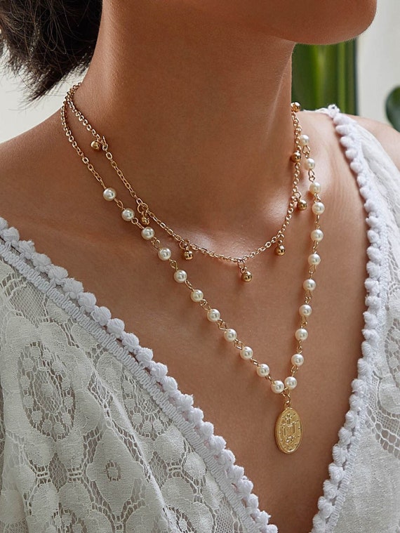 Two layer sale pearl chain