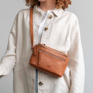 Wandelbare Gürteltasche aus Leder - Wandelbare Bauchtasche - Crossbody Sling Bag