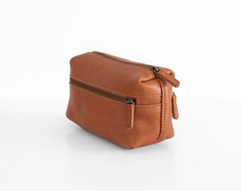 Leather Toiletry Bag - Leather necessaire - slow fashion