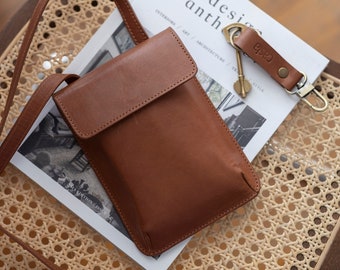 Crossbody phone purse - full grain leather small crossbody bag - cell phone purse - Passport bag - slow fashion