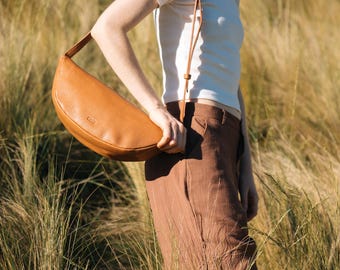 Tan Leather Banana Bag – Full Grain Moon Shape Crossbody Sling – Handmade Vegetable Tanned Leather Belt Bag for Women