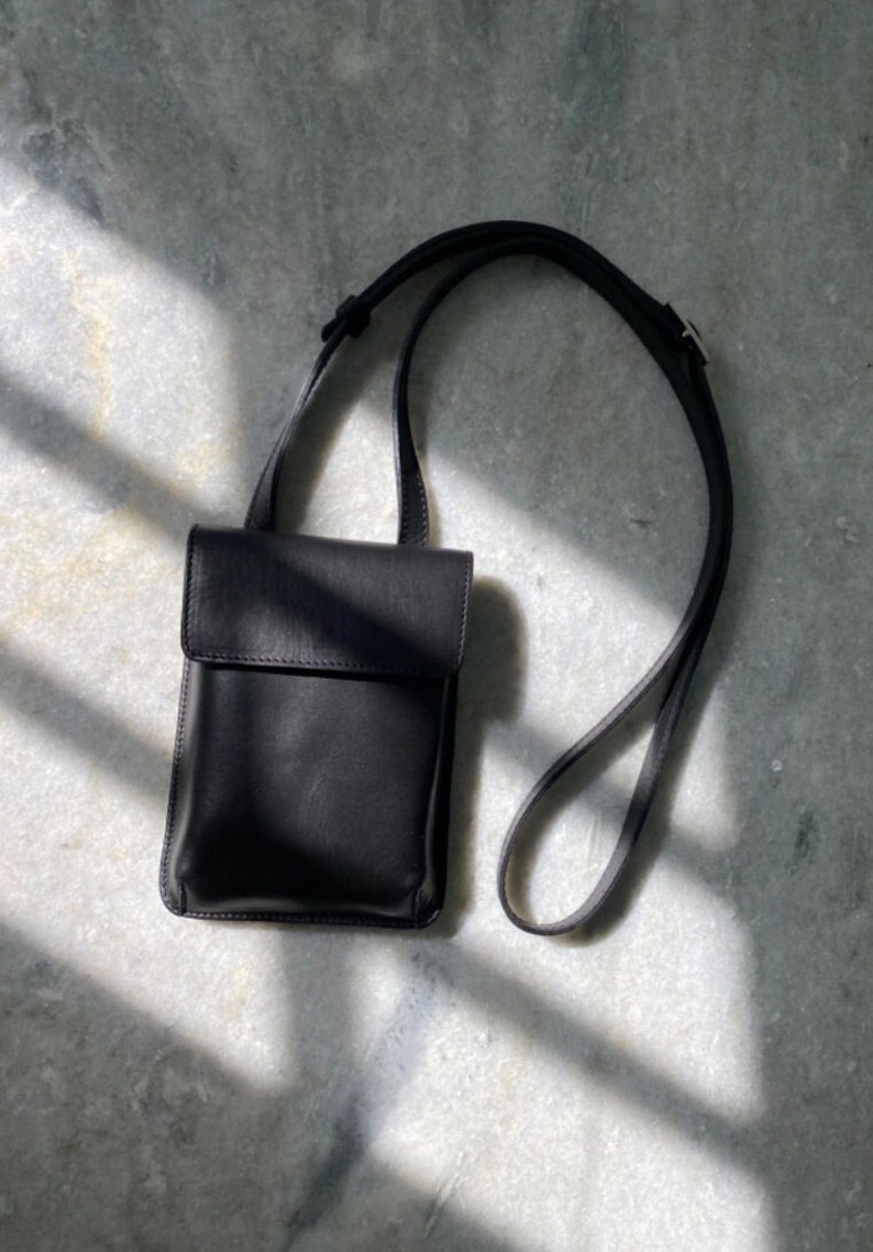 Full grain leather bag. Mini shoulder bag. Crossbody leather bag. Leather purse.