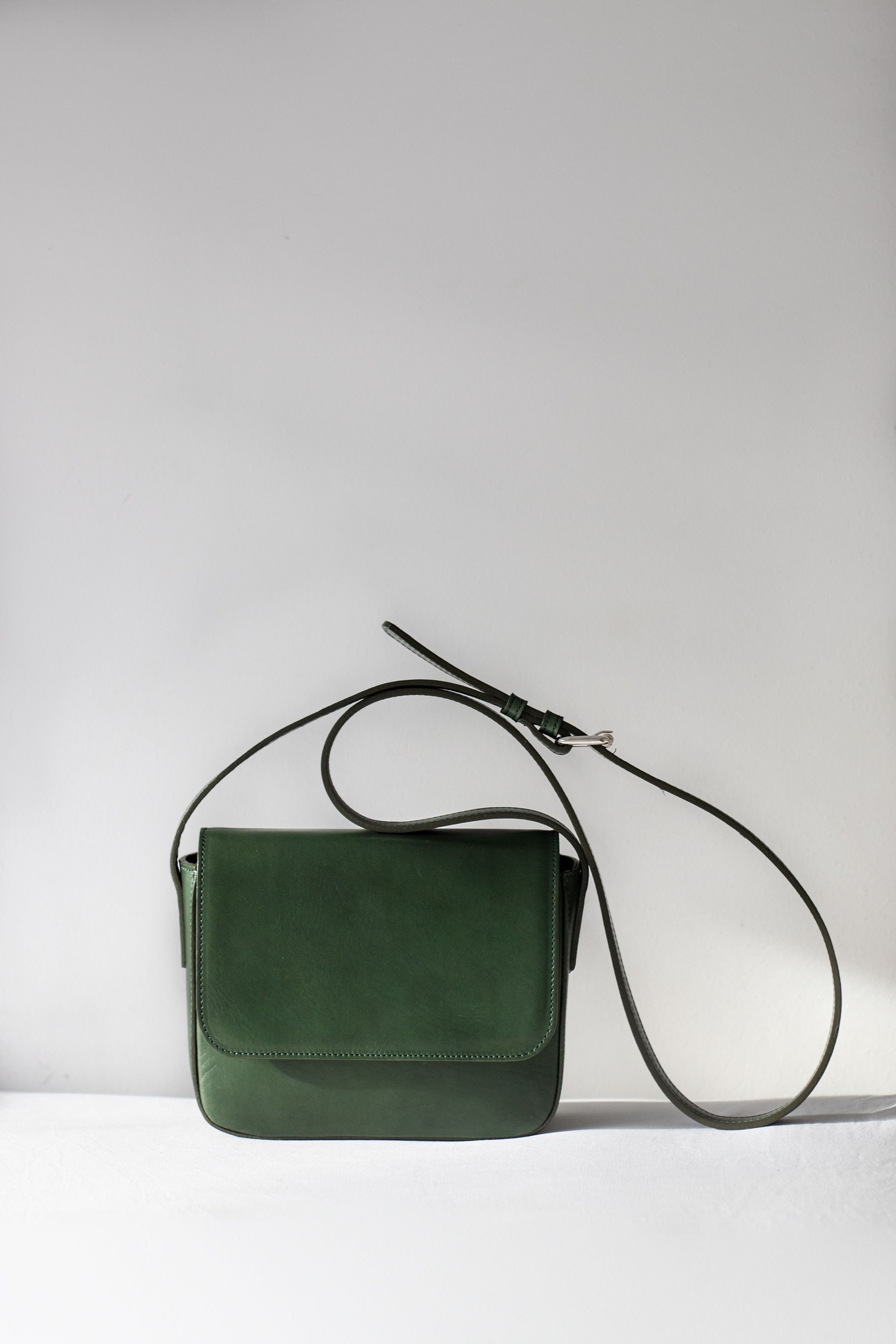Handbag Charms - Aesthetic Shoulder Bag - Spring Bag - Classic Shoulder Bag - Slow Fashion